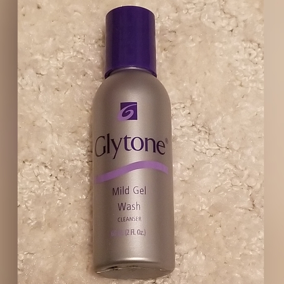 glytone mild cleanser